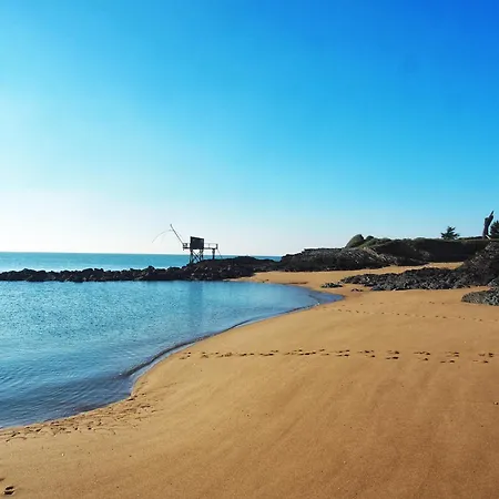 Hébergement de vacances 500 M De La Plage, 7 Adultes 1 Enfant *